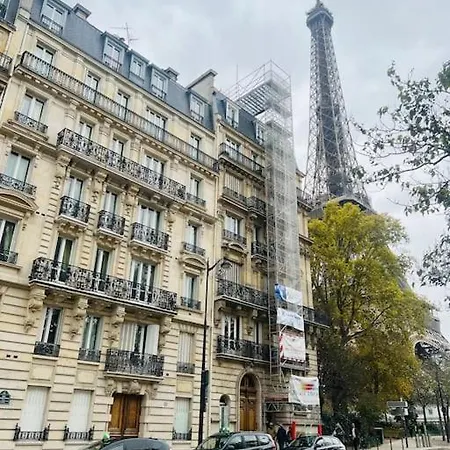 Apartmán Au Pied De La Tour Eiffel *